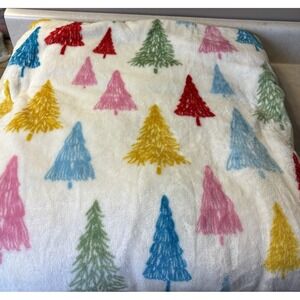 Joyland Ultra Soft Plush Blanket Colorful Pastel Christmas Trees On Ivory 86x88"